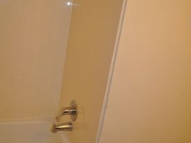 GuestBath_2348.jpg