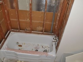 GuestBath_2376.jpg