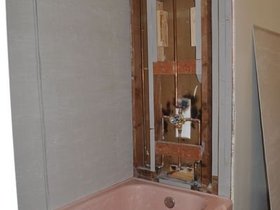 GuestBath_2635.jpg