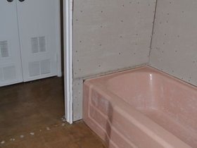 GuestBath_2653.jpg