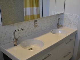 GuestBath_2885.jpg