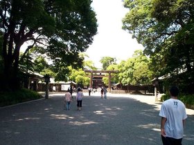 meiji-jingu1.jpg